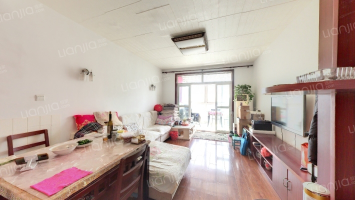 阳澄湖畔花苑二区二手房实景图