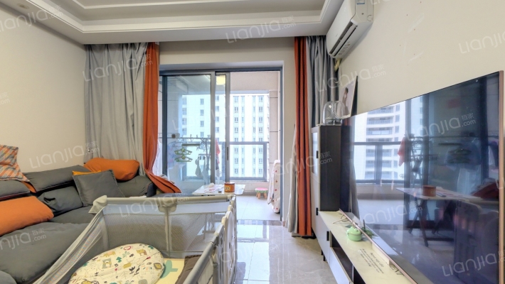 宝龙世家D区二手房实景图