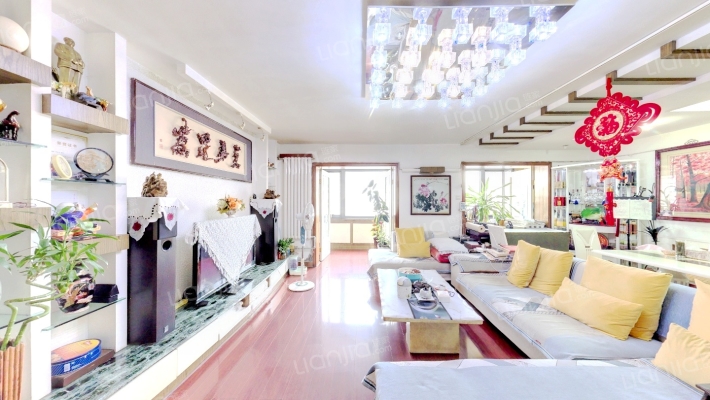 亚太·万佳名苑二手房实景图