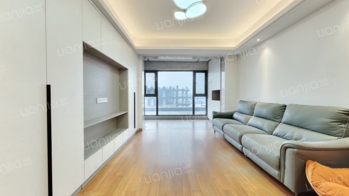 新力时代广场二手房实景图