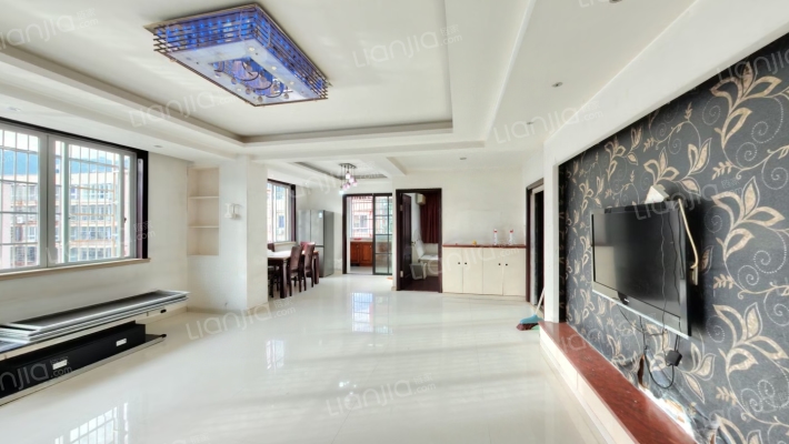 富强路26弄二手房实景图