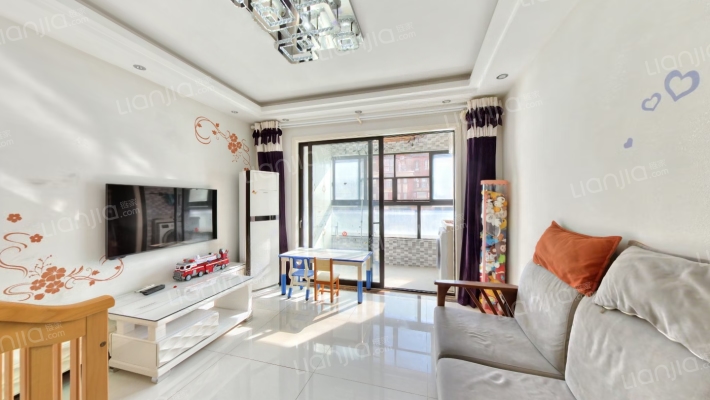 金御华府二手房实景图