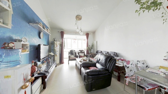 艺术家园二手房实景图