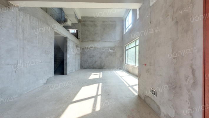 庆隆南山国际社区云溪苑二手房实景图