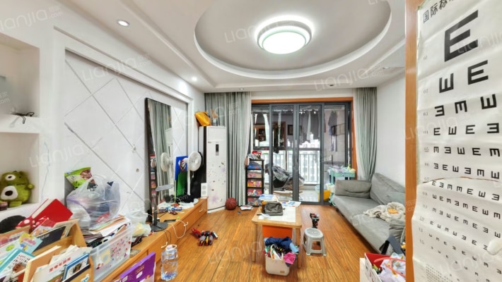 银泰城二手房实景图