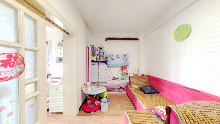 靖辰南里二手房实景图