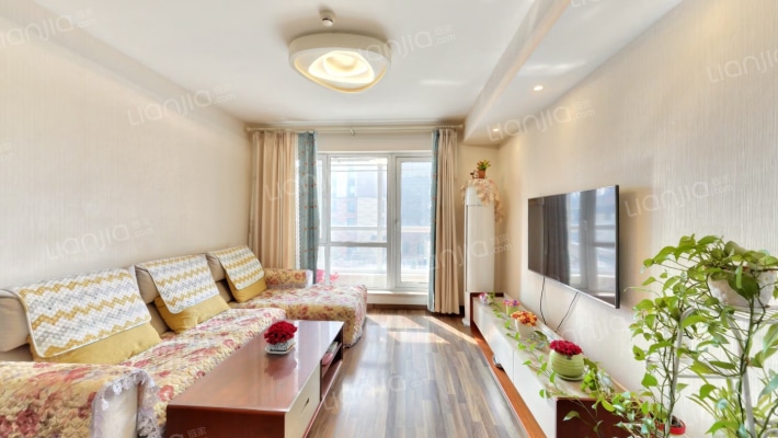 万科城市之光B区二手房实景图