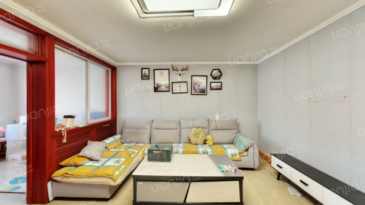 青年小区二手房实景图