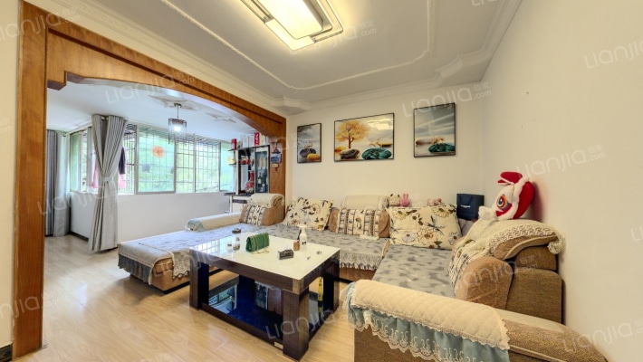 顺海住宅小区二手房实景图