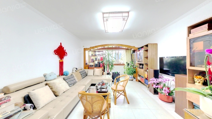 印斗路二手房实景图