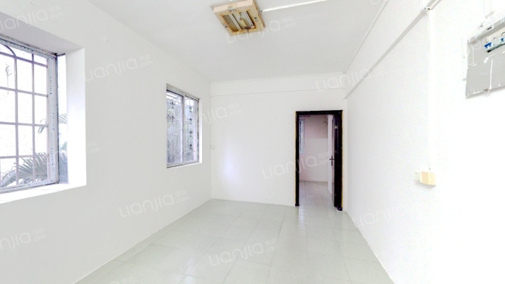 高胜花园二手房实景图