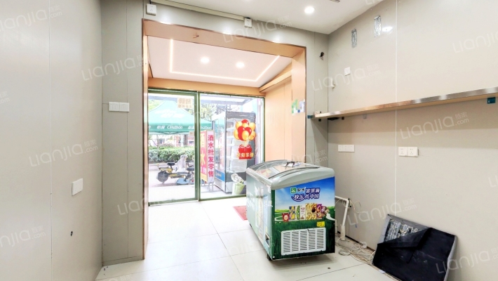 钢花村街114社区二手房实景图