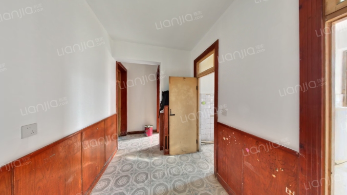 赤龙南里二手房实景图