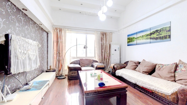 航天嘉园一期二手房实景图