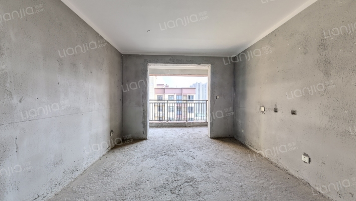 御花园二手房实景图