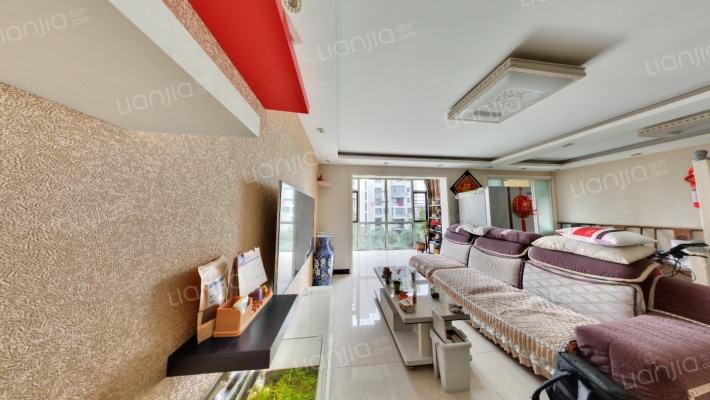 万科魅力之城格兰苑二手房实景图