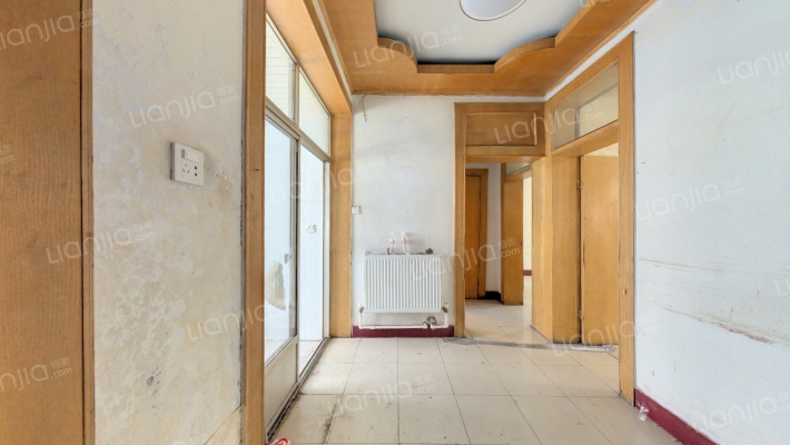 小教学楼家属院二手房实景图