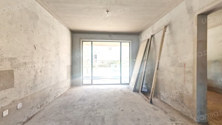 浩展.铂樾府二手房实景图