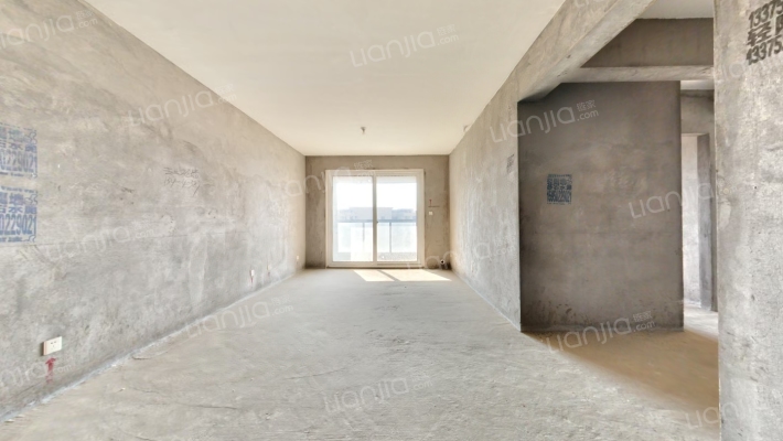 万泰时代城悦府二手房实景图