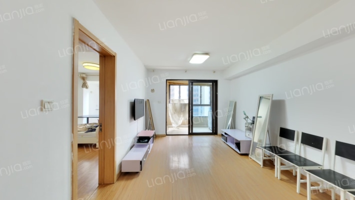 万科魅力花园二手房实景图