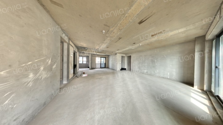 中建·钰山湖二手房实景图