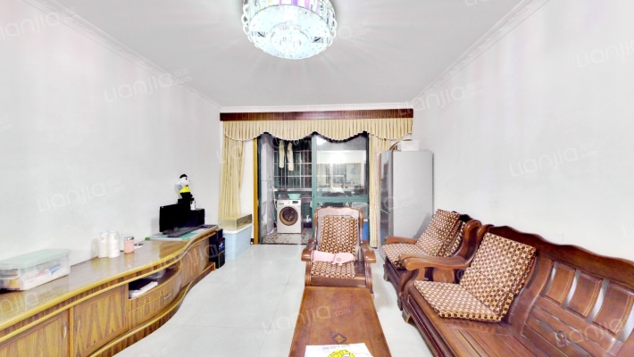 临江佳苑二手房实景图