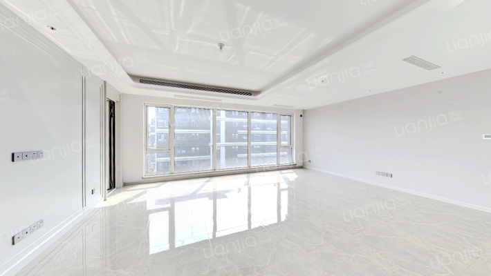 鸿园银杏苑二手房实景图