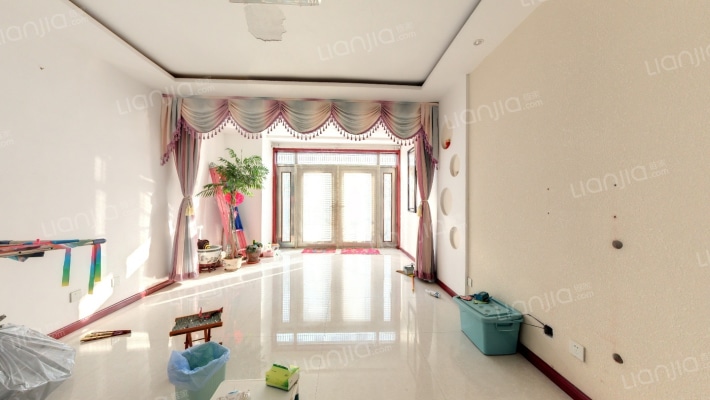 海天丽景二手房实景图