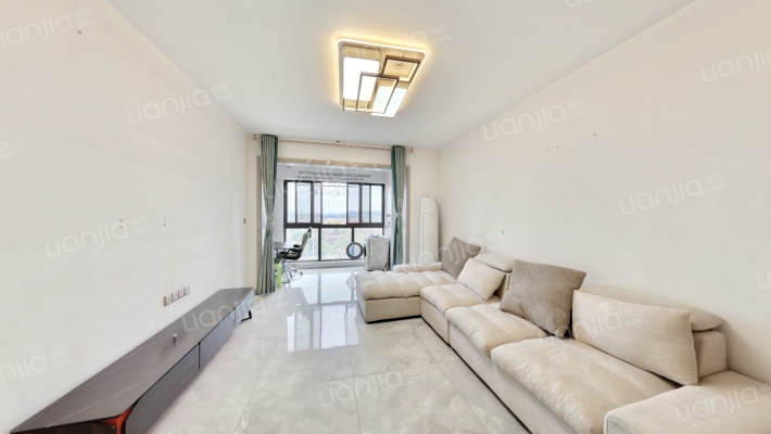 城泰枫华天成二手房实景图