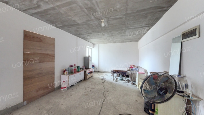 天凯东苑二手房实景图