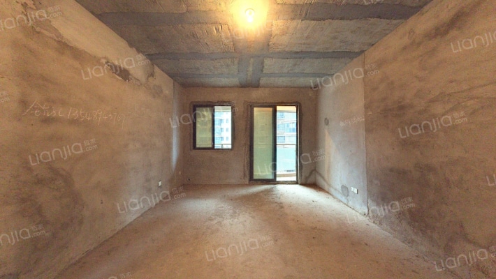 名家翡翠花园二手房实景图