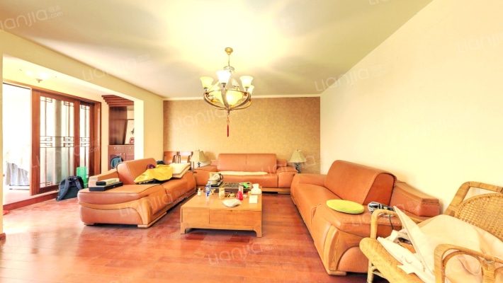 荷叶馨园二手房实景图