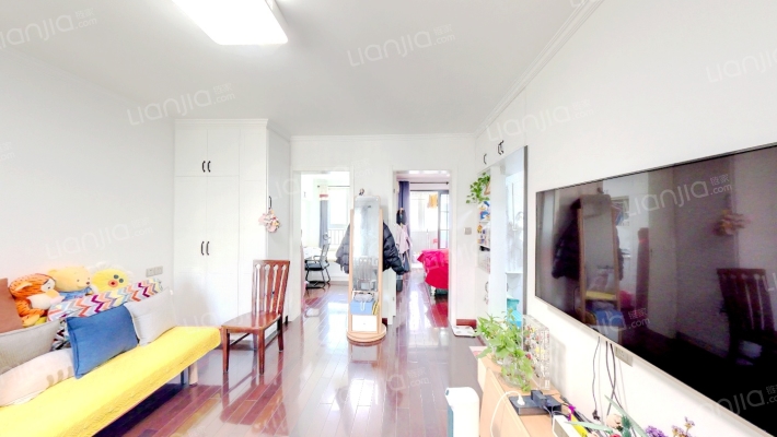 龙翔雅苑二手房实景图