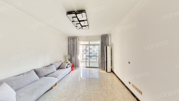 东方豪庭二手房实景图