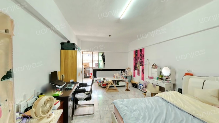 航天综合楼二手房实景图