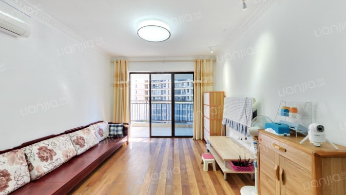 保利麓谷林语D区二手房实景图