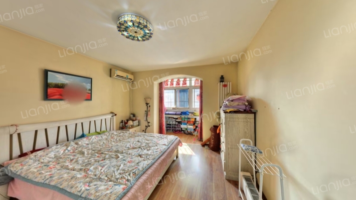 有机合成宿舍二手房实景图