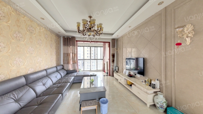 绿地玫瑰城西区二手房实景图