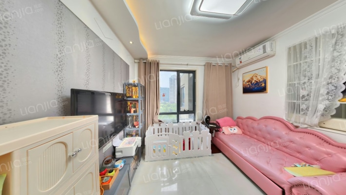 新里卢浮公馆二手房实景图