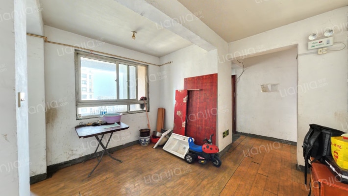 绿地世纪城四期二手房实景图