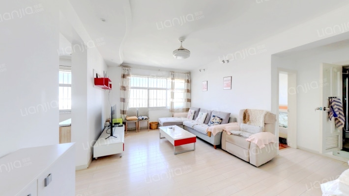 鸿源大厦二手房实景图