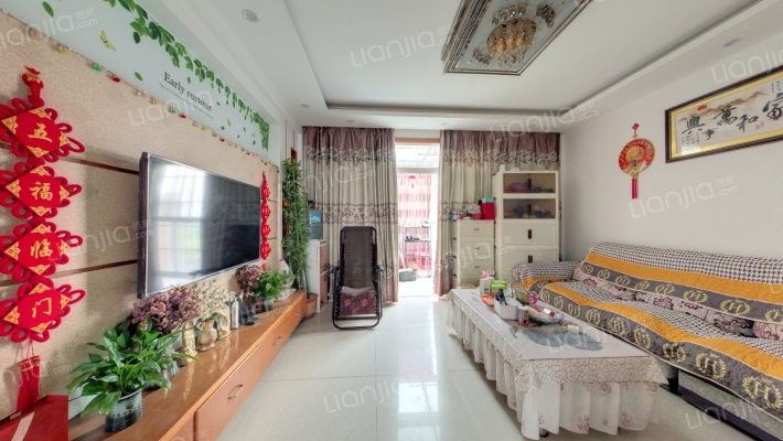 中景名苑二手房实景图