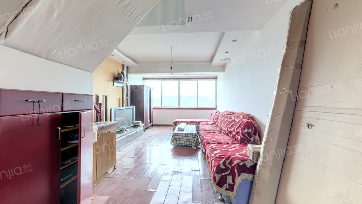 东山怡景苑二手房实景图