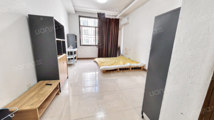 麦雅国际二手房实景图