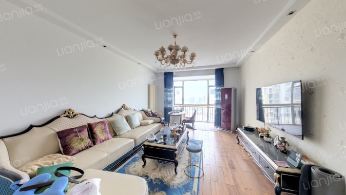 亚麦山城一期二手房实景图