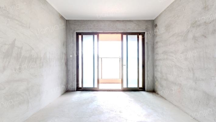 富逸城臻誉二手房实景图