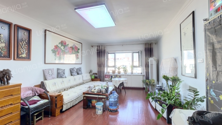 太阳花园小区二手房实景图