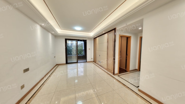 首开龙湖春江彼岸三期二手房实景图