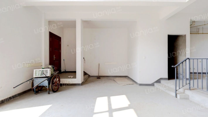 安亭瑞仕华庭(别墅)二手房实景图