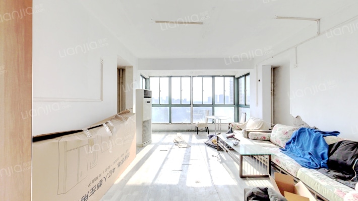 万家华庭二手房实景图